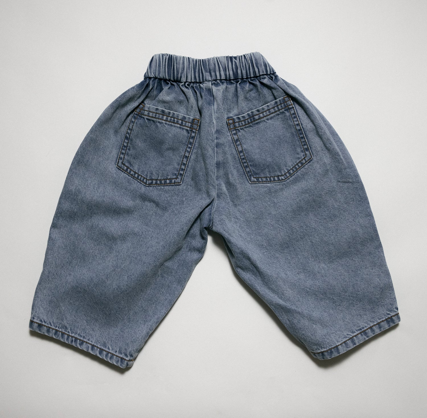 Juni Jeans Product Shot